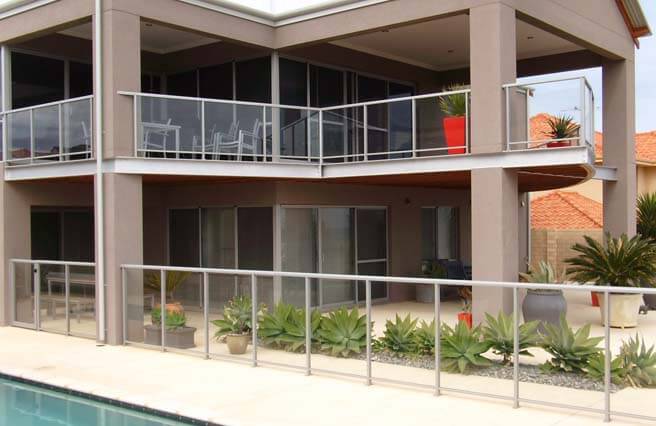 Modern Home Framed Glass Pool Fencing