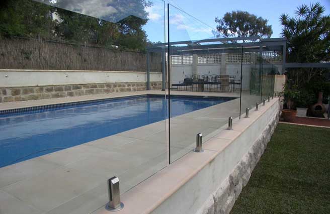 Frameless Glass Pool Fencing Home