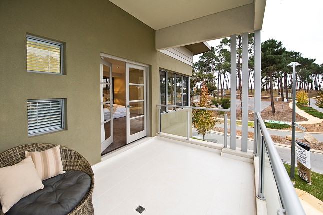 Project Semi-Framless Glass Balustrade Company 